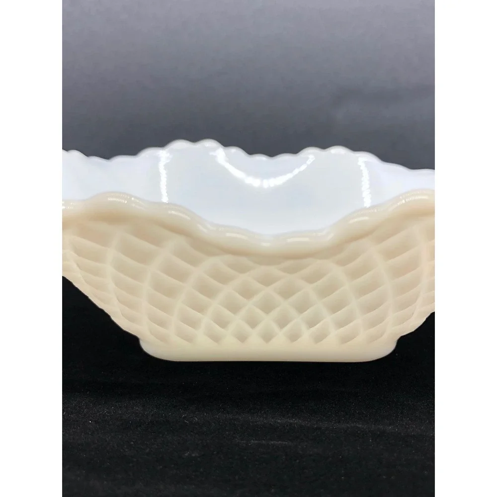 Vintage White Milk Glass Scalloped Ruffled Bowl Lattice Diamond Quilted 6.5 Inch